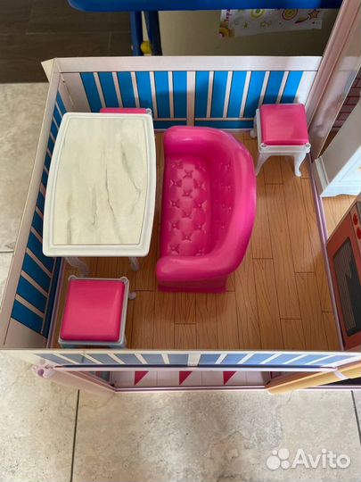 Кукольный домик