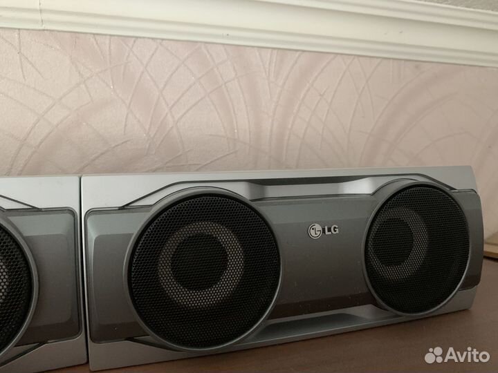 Музыкальный центр LG (LM-K5540)