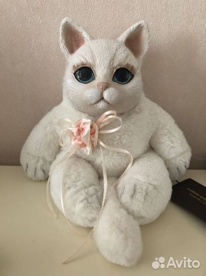 Статуэтка-игрушка