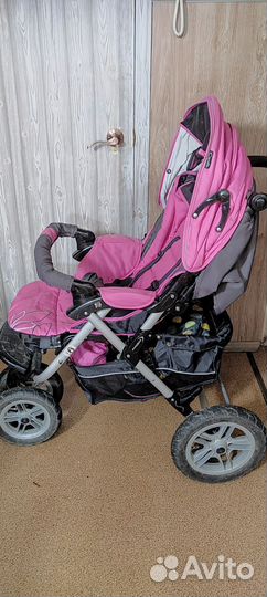 Прогулочная коляска