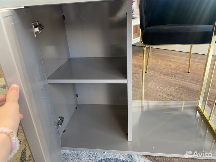 Кухонный стол со стульями