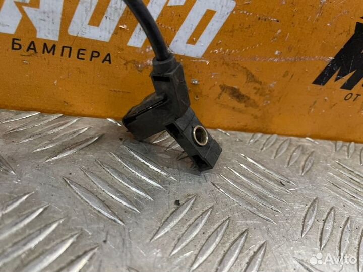 Датчик износа колодок передний правый Mercedes