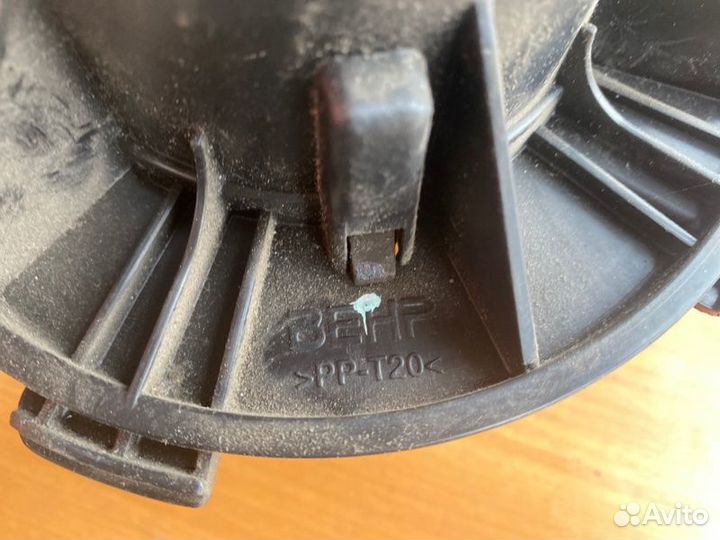 Моторчик печки Wv Crafter фургон cktb 2015