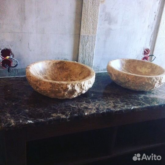 Столешница из камня мрамор оникс гранит