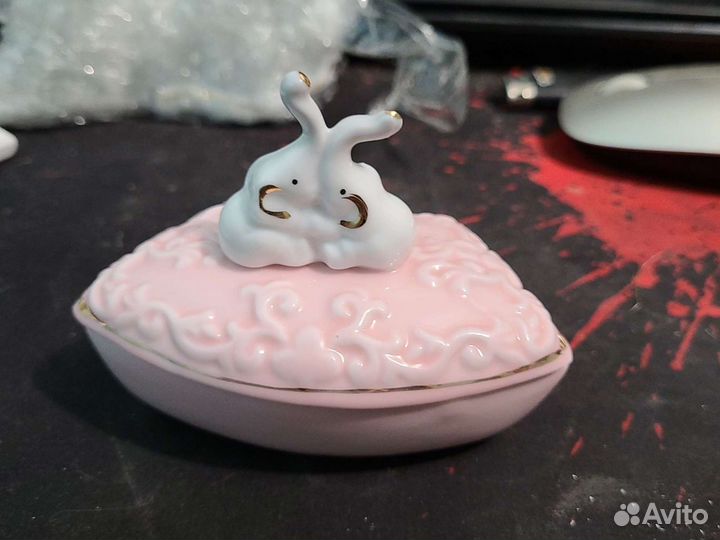 Слоники. Фарфор. Шкатулка