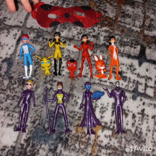 Игрушки леди бак и супер кот