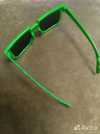 Солнцезащитные очки детские+ 1 в подарок