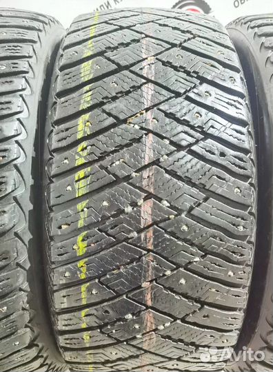 Goodyear Ultragrip Ice Arctic 225/50 R17 92P