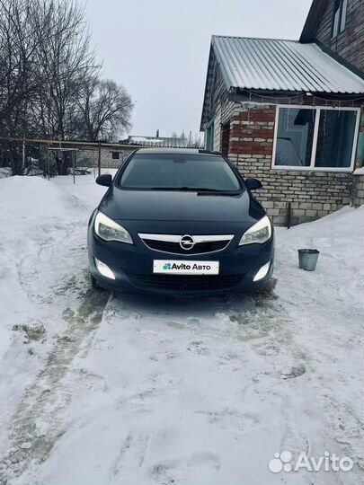 Opel Astra 1.6 МТ, 2010, 198 000 км