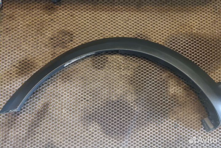 Молдинг крыла LADA Vesta Cross переднего левого