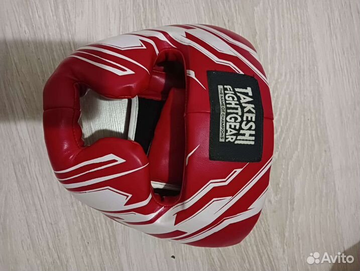 Шлем боксерский, перчатки, майка, шорты, боксерки