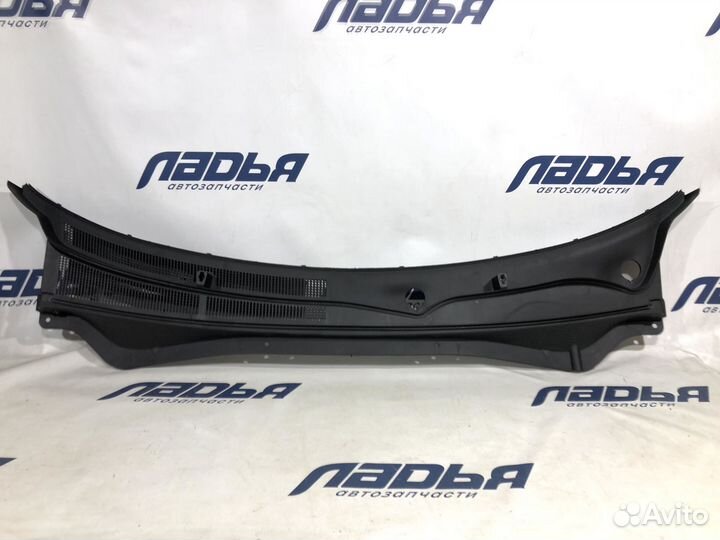 Облицовка под дворники Kia Optima (16-20) жабо