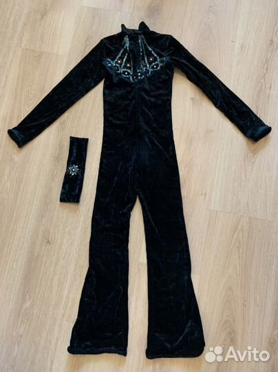 Костюм для фигурного катания