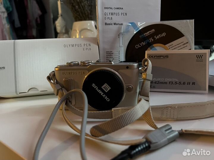 Продам Olympus Pen E-Pl8