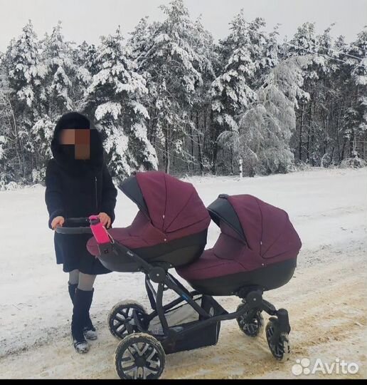 Коляска для двойни bugaboo