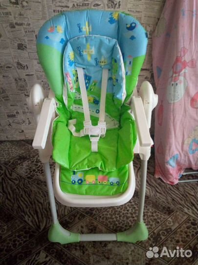 Стул для кормления ребенка