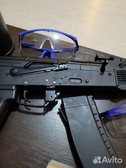 Орбибольные автоматы Ак-74М и M4A1