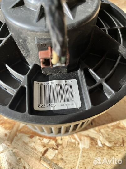 Моторчик отопителя Хонда Цивик 8 5д