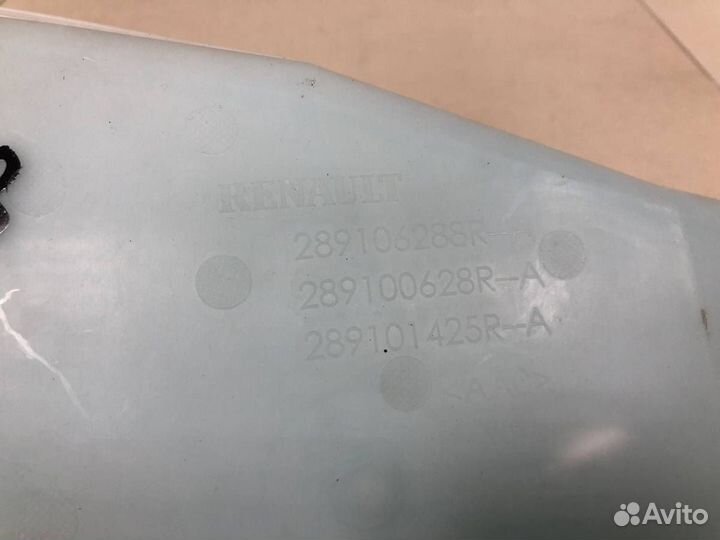 Бачок омывателя лобового стекла Renault Duster 201