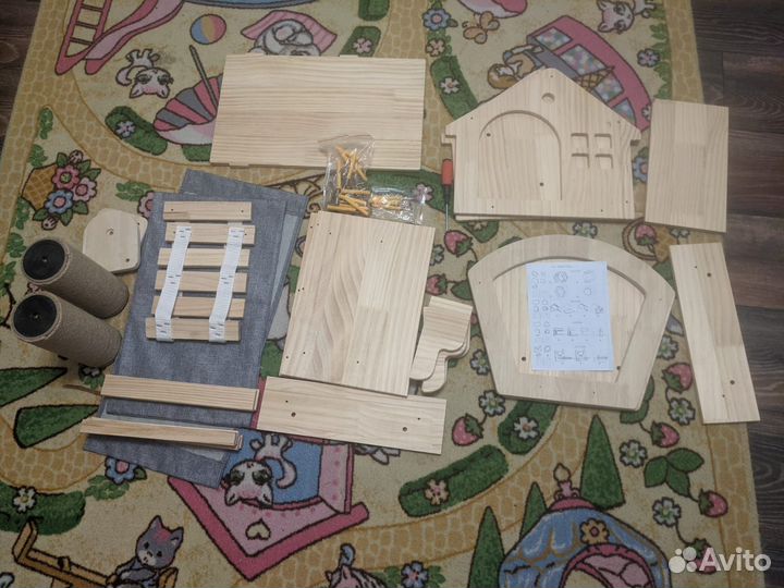 Игровой комплекс для кошек на стену