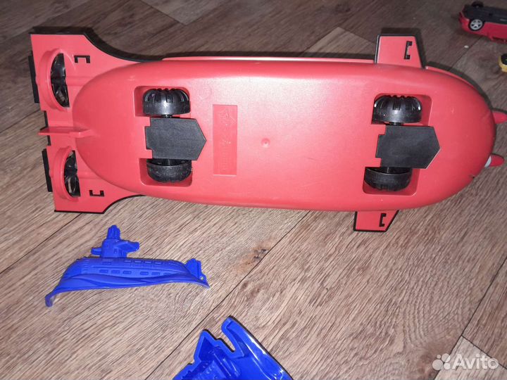 Подводная лодка игрушка