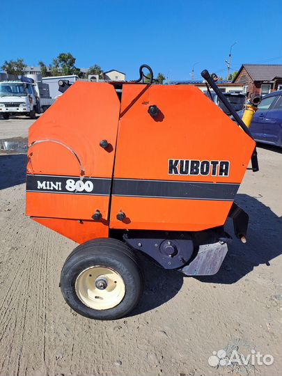 Пресс-подборщик Kubota Mini 800, 2015