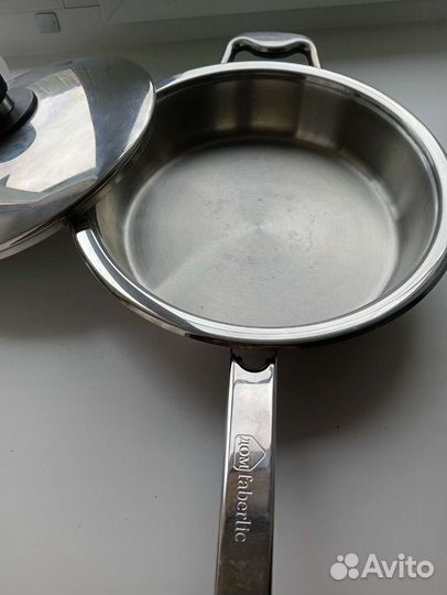 Сковорода Дом Фаберлик из медицинской стали