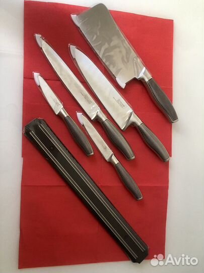 Набор кухонных ножей