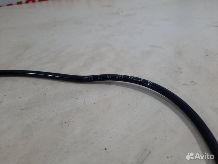 Датчик ABS передний правый Mercedes Gla180 X156