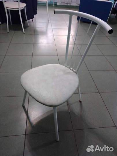 Стулья