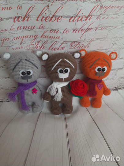 Мишки. Вязанные игрушки