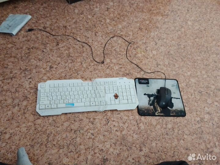 Клавиатура мышка и коврик