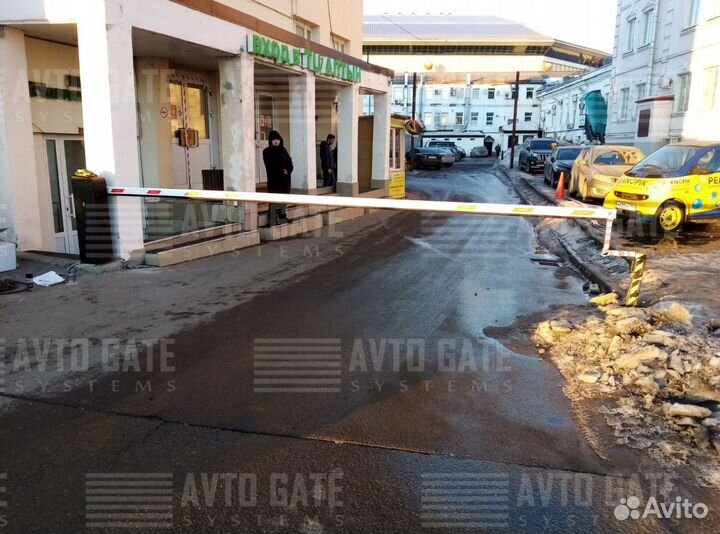 Автоматический шлагбаум