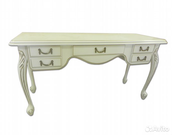 Туалетный столик 