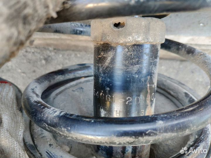 Амортизатор передний стойка Хендай Элантра 3