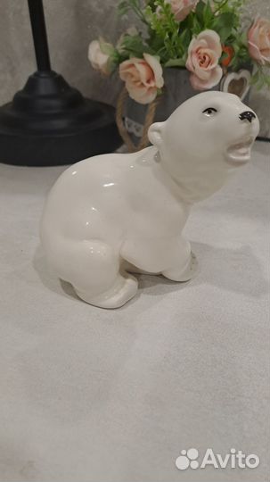 Статуэтка белый медведь Умка лфз