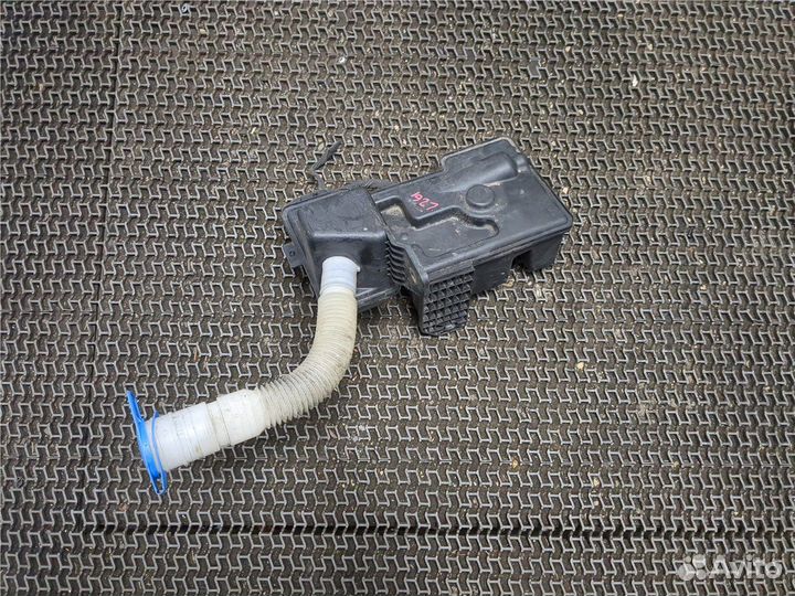 Бачок омывателя Volkswagen Tiguan, 2013