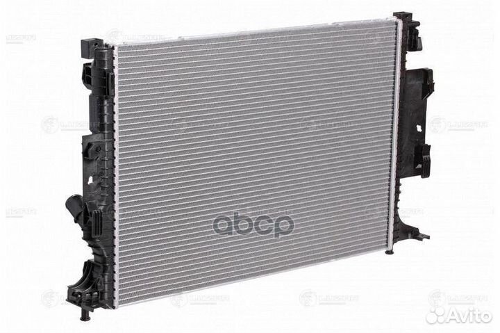 LRC 1006 радиатор охлаждения Ford Focus III/Ku