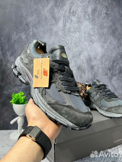 Кроссовки мужские NEW balance 2002r