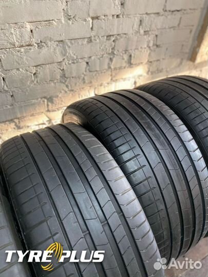 Pirelli P Zero PZ4 315/35 R21 и 275/40 R21 111Y