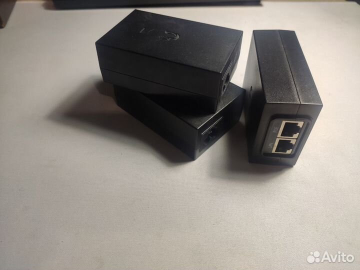 PoE инжектор ubiquiti 48v 24w