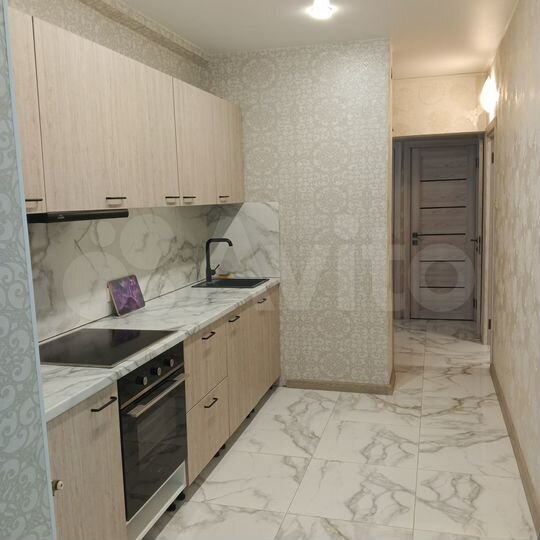 2-к. квартира, 62 м², 1/12 эт.