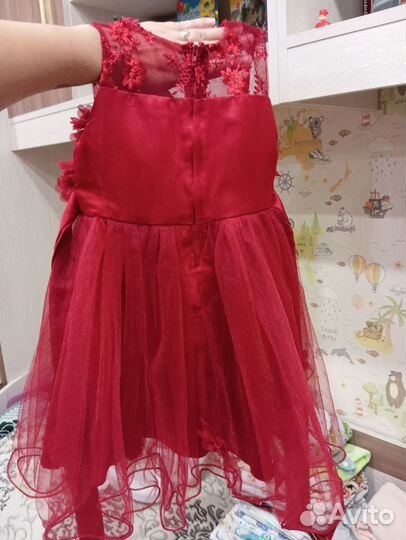 Праздничное платье для девочки