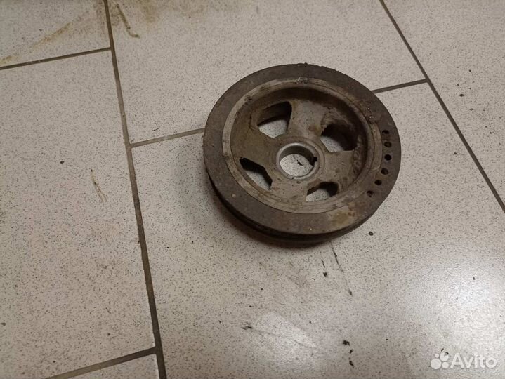 Шкив коленвала Mitsubishi Lancer Cedia 4G93