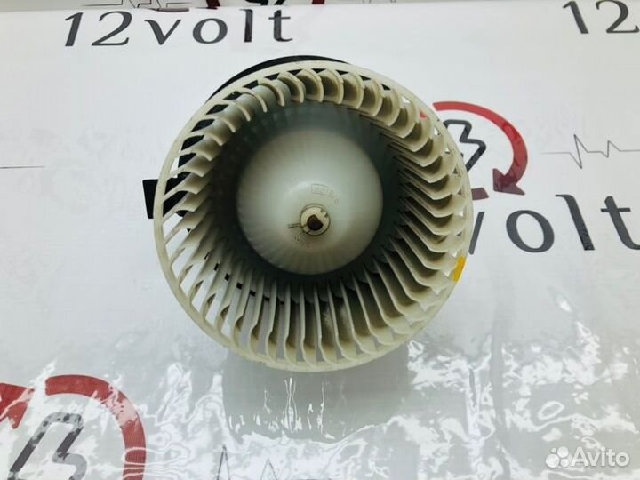 Мотор печки Nissan Nv200 VM20 HR16DE 2015