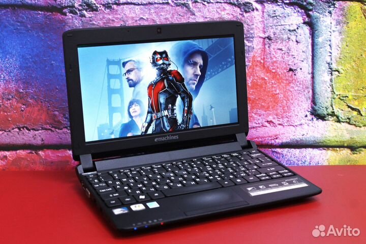 Нетбук Acer (eMachines M350)