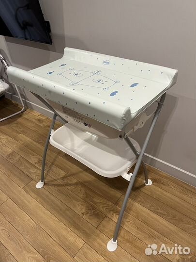 Пеленальный стол +ванночка chicco