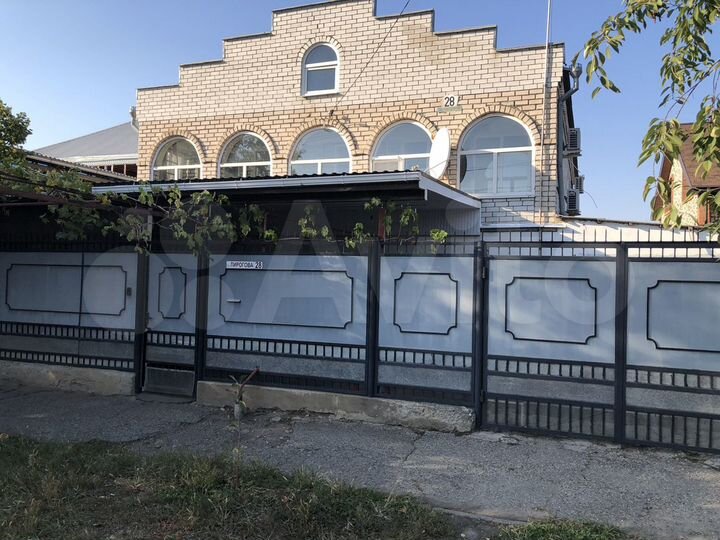 Дом 182 м² на участке 4,9 сот.