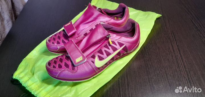 Шиповки для прыжков в длину