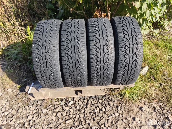 Nokian Tyres Hakkapeliitta 5 215/65 R16 102T